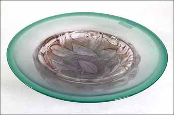 Glass Dish (03079/2013-2872) by Andrew Kuntz sold for $281