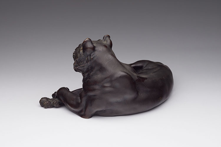 A Large Patinated Bronze Okimono of a Tiger, Signed, Meiji Period (1868-1912) par  Japanese Art