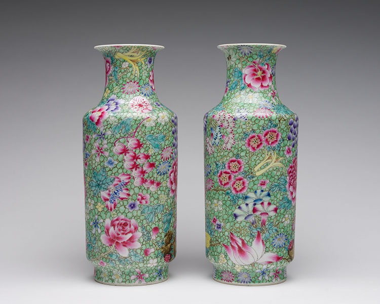 A Pair of Chinese Famille Rose 'Millefleur' Rouleau Vases, Qianlong Mark, Republican Period par  Chinese Art