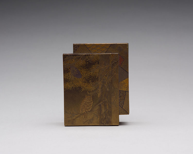 A Japanese Lacquer Lozenge-Shaped Box and Cover, Meiji Period, 19th Century par  Japanese Art