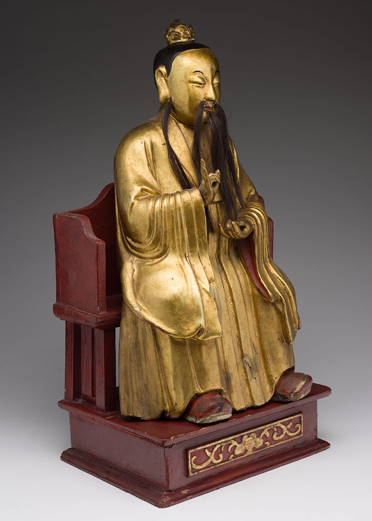 A Chinese Gilt Lacquer Seated Figure of a Daoist Sage, 19th Century par  Chinese Art