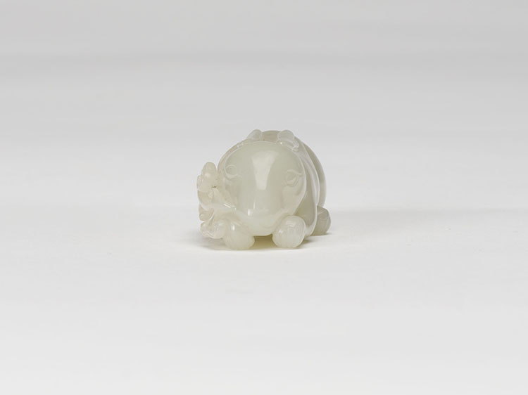 A Chinese White Jade Figure of a Rabbit, Late Qing Dynasty par  Chinese Art