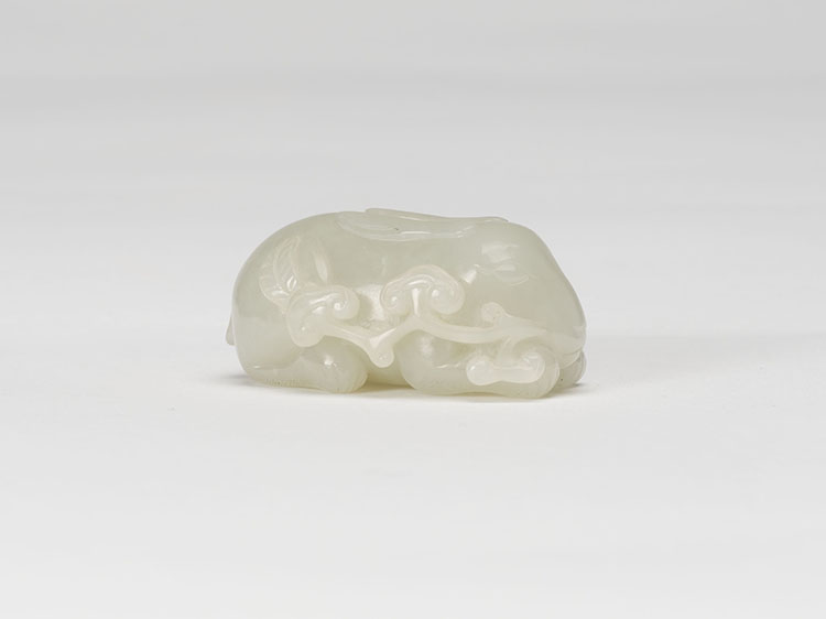 A Chinese White Jade Figure of a Rabbit, Late Qing Dynasty par  Chinese Art