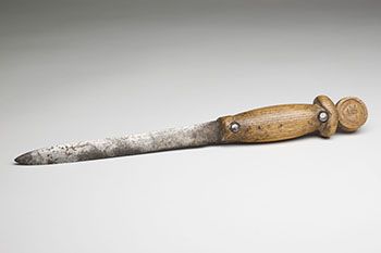 North Alaska War Dagger par Unidentified First Nations Artist