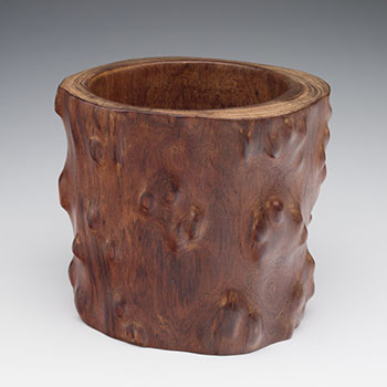 A Chinese Huanghuali ‘Tree Trunk Form’ Brushpot, Bitong, 19th Century par  Chinese Art
