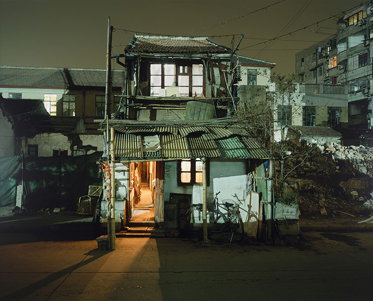 House on Zixia Lu, #14 par Greg Girard