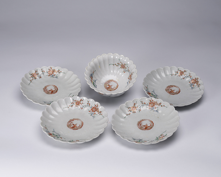 Five Related Japanese Kakiemon Dishes, Edo Period, 17th to 18th Century par  Japanese Art