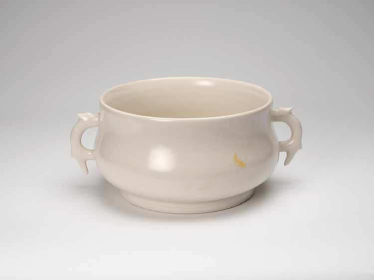 A Chinese White Glazed Bombé Form Censer, Republican Perio par  Chinese Art